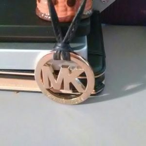 MICHAEL KORS8x25